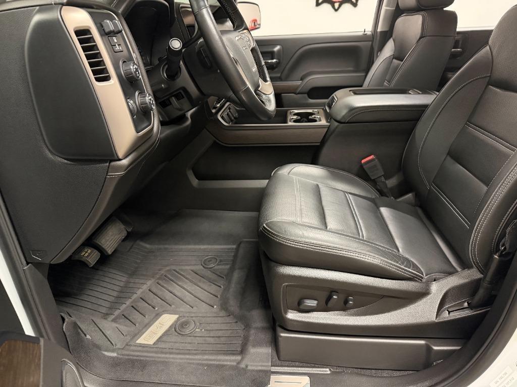 GMC Sierra 1500 Denali Crew Cab Long Box 4WD 2018