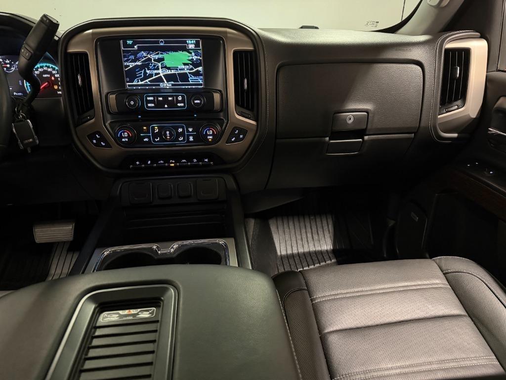 GMC Sierra 1500 Denali Crew Cab Long Box 4WD 2018