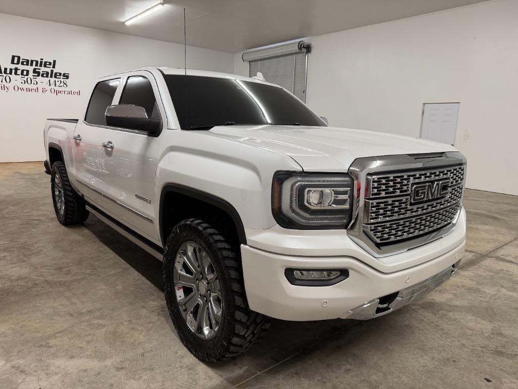 GMC Sierra 1500 Denali Crew Cab Long Box 4WD 2018
