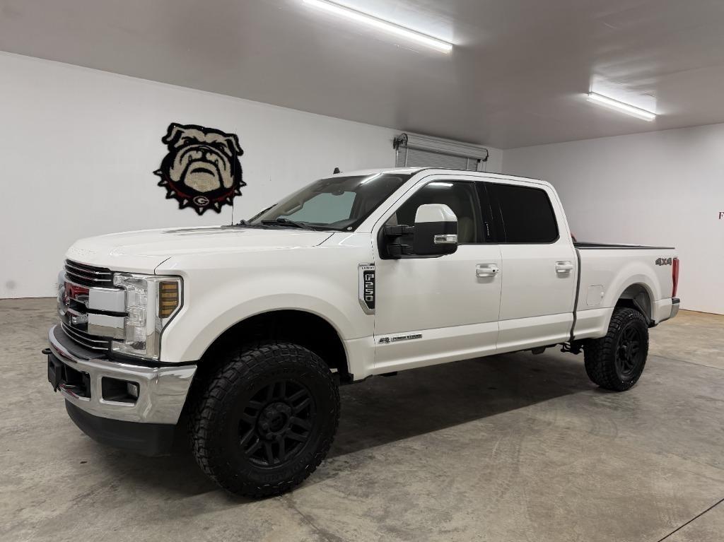 Ford F-250 SD Lariat Crew Cab 4WD 2019
