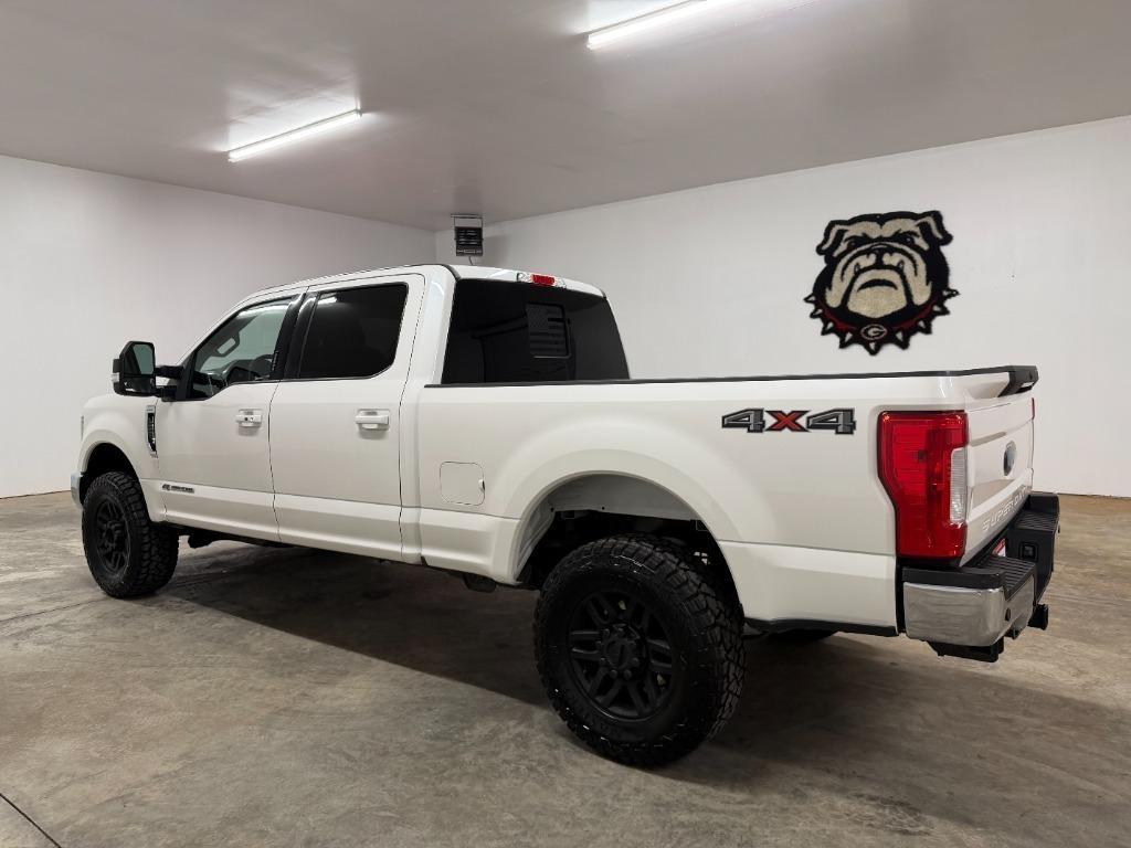 Ford F-250 SD Lariat Crew Cab 4WD 2019