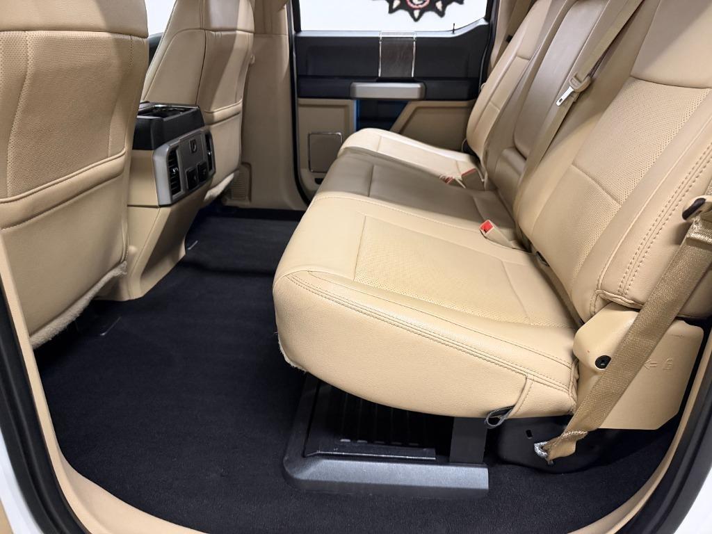 Ford F-250 SD Lariat Crew Cab 4WD 2019