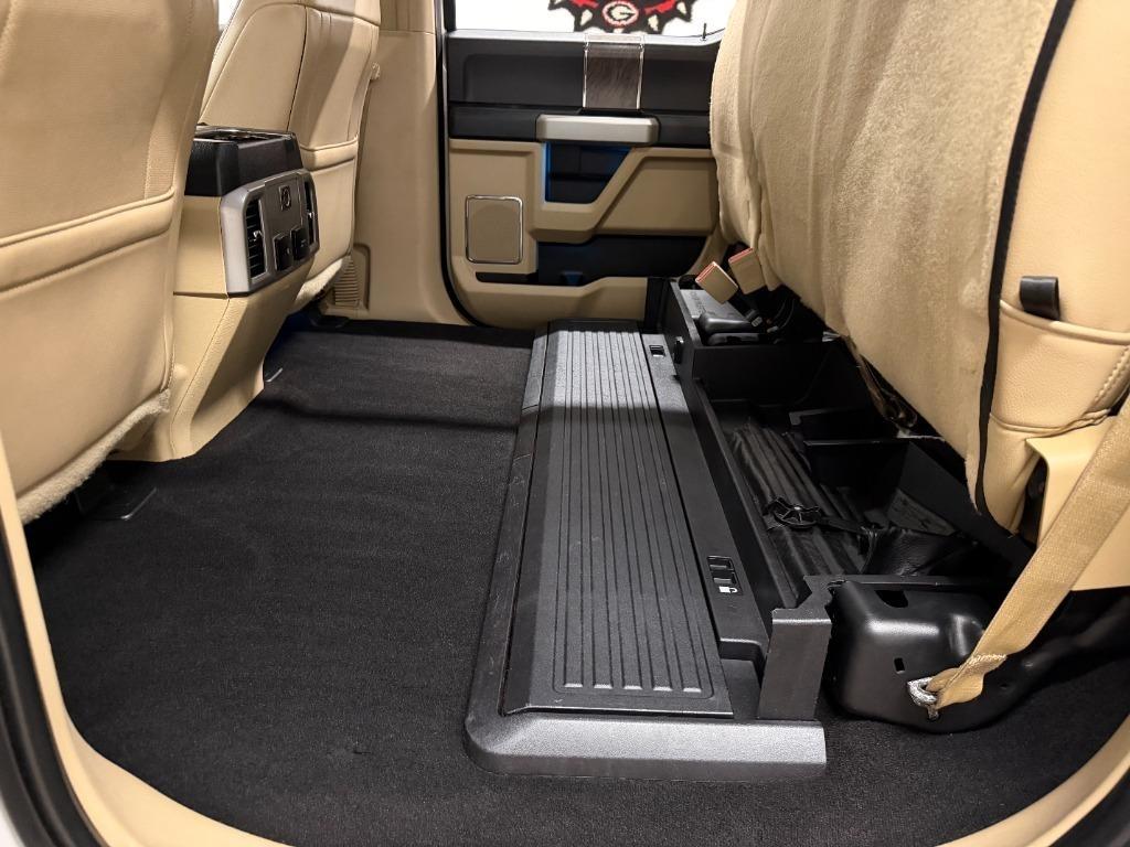 Ford F-250 SD Lariat Crew Cab 4WD 2019