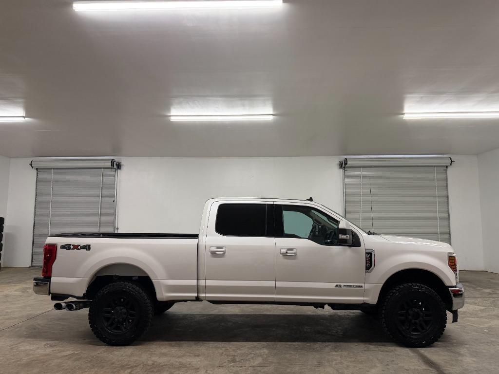 Ford F-250 SD Lariat Crew Cab 4WD 2019