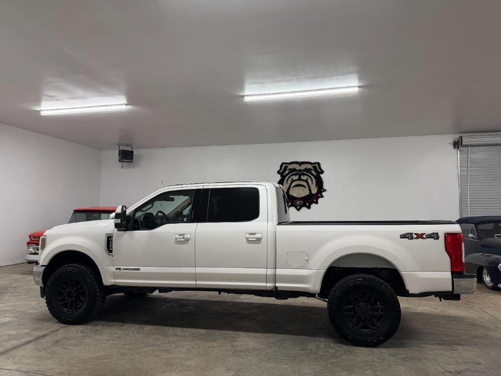 Ford F-250 SD Lariat Crew Cab 4WD 2019