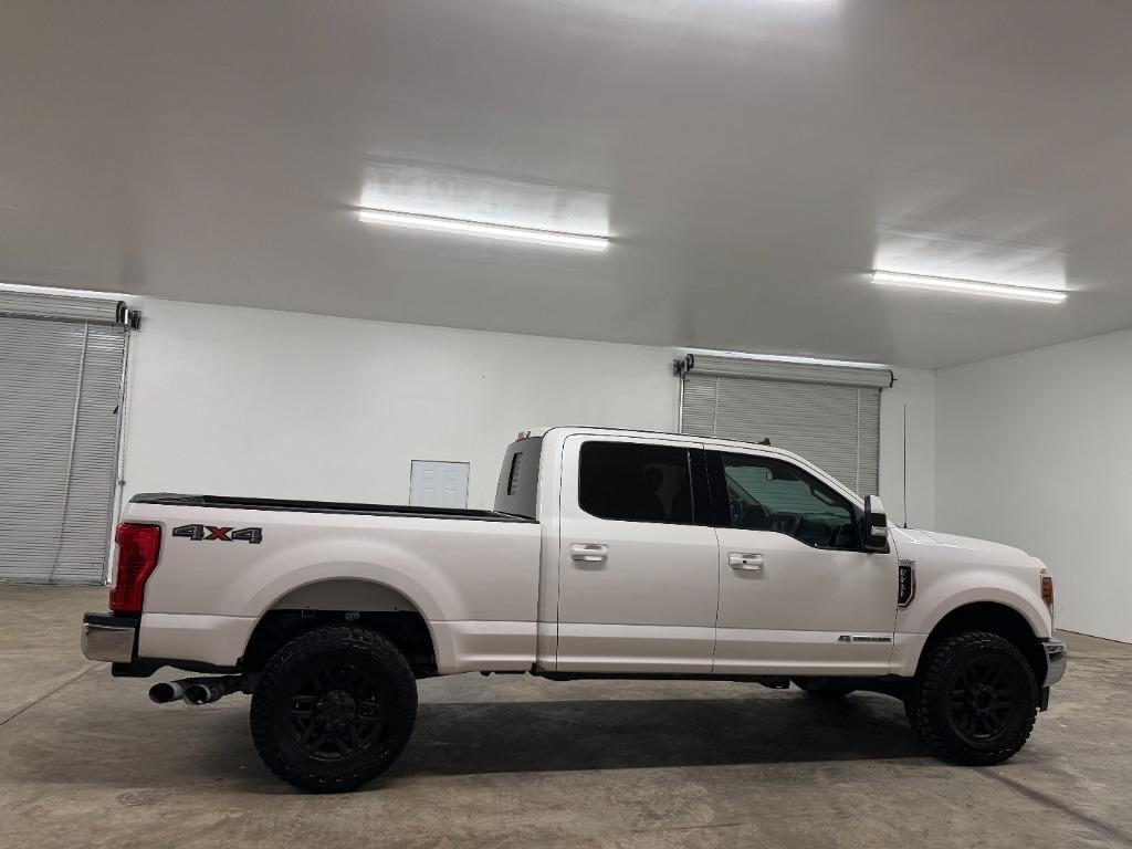 Ford F-250 SD Lariat Crew Cab 4WD 2019