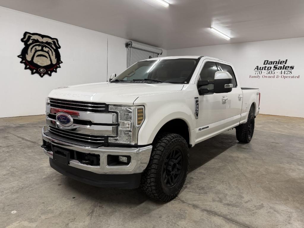 Ford F-250 SD Lariat Crew Cab 4WD 2019
