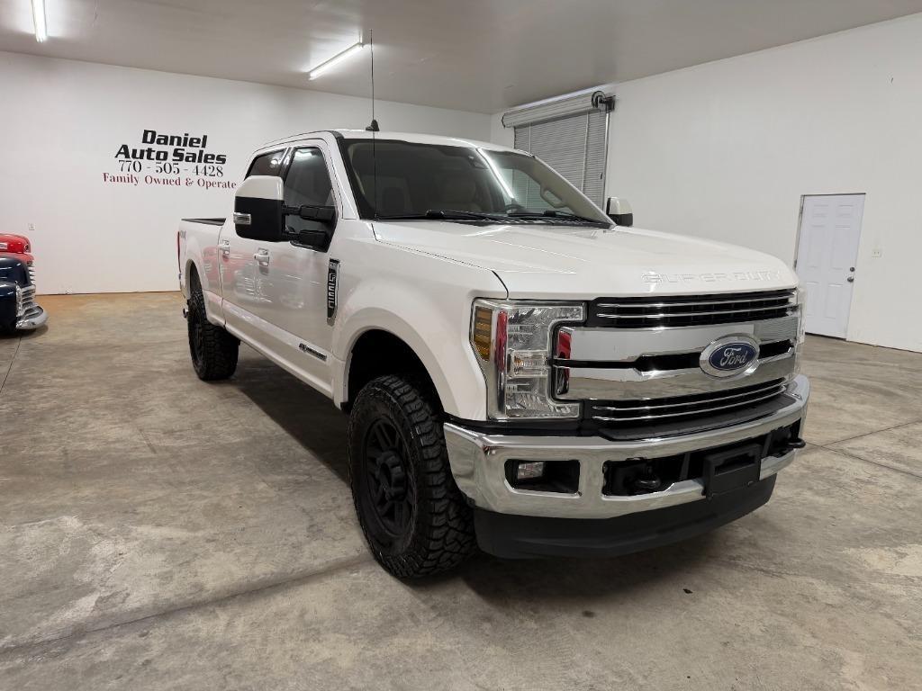 Ford F-250 SD Lariat Crew Cab 4WD 2019
