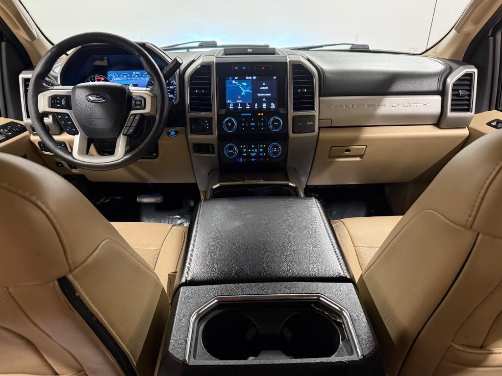 Ford F-250 SD Lariat Crew Cab 4WD 2019