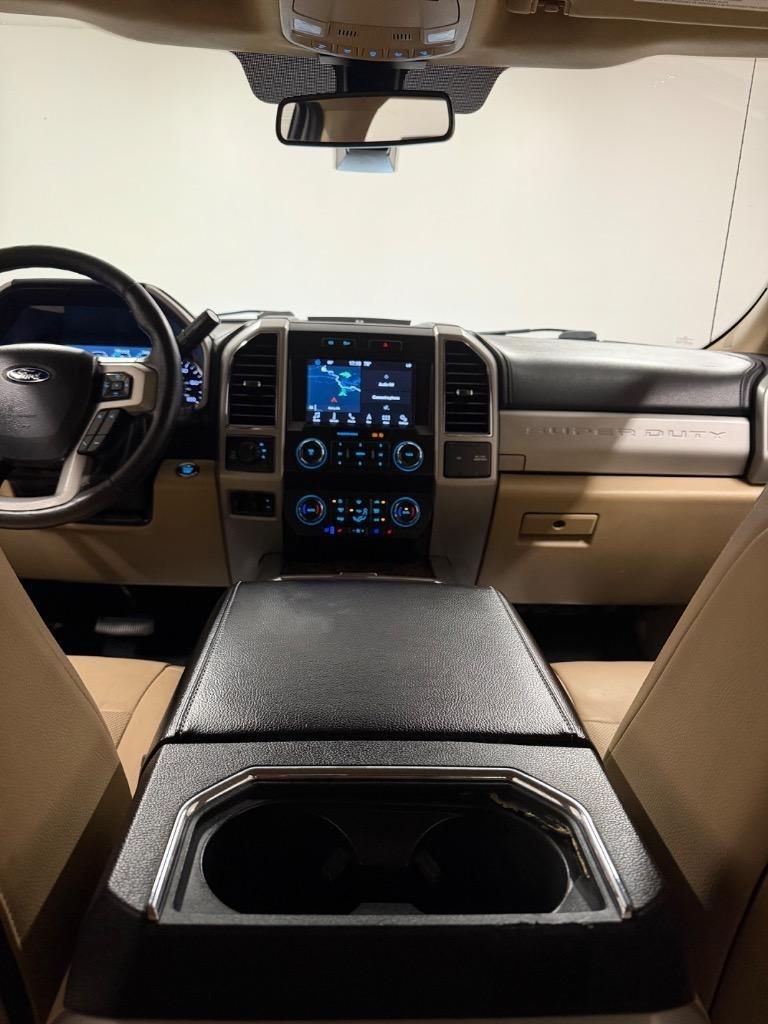 Ford F-250 SD Lariat Crew Cab 4WD 2019