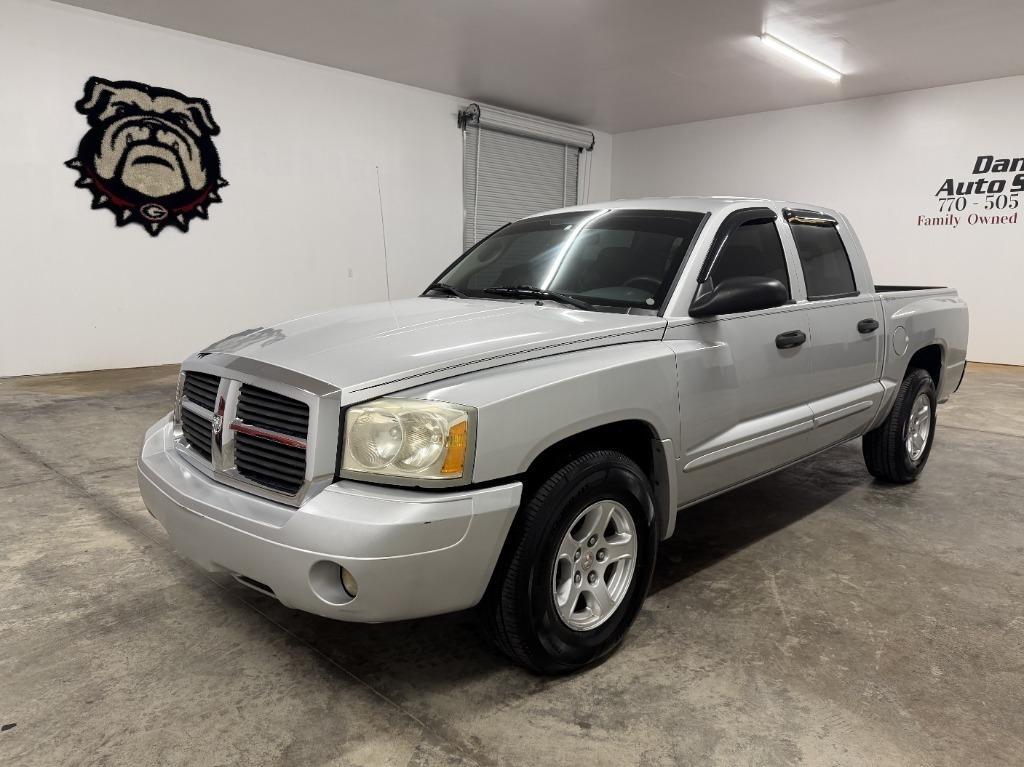 Dodge Dakota SLT Quad Cab 2WD 2005
