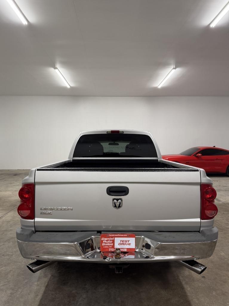 Dodge Dakota SLT Quad Cab 2WD 2005