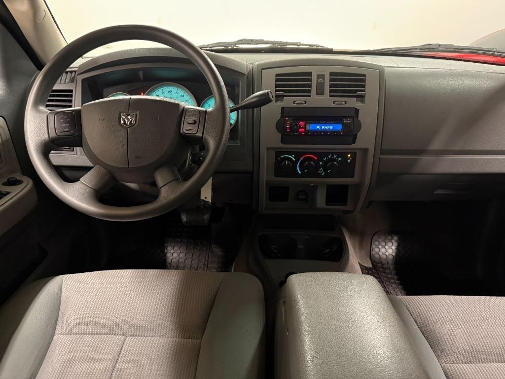 Dodge Dakota SLT Quad Cab 2WD 2005
