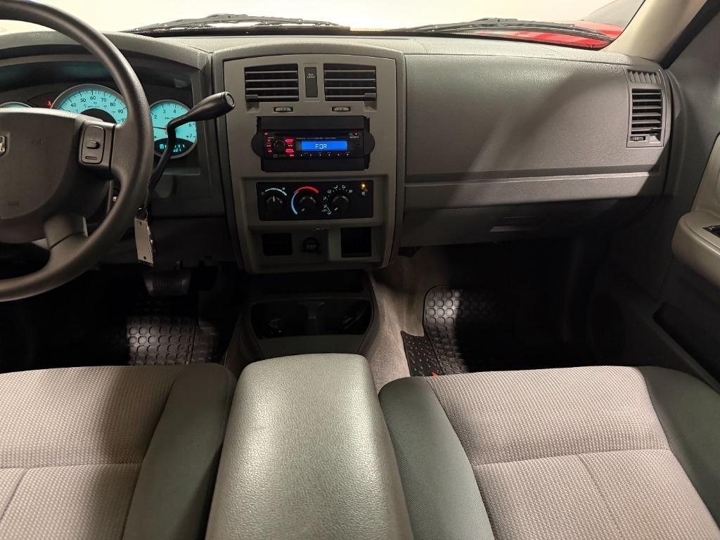 Dodge Dakota SLT Quad Cab 2WD 2005