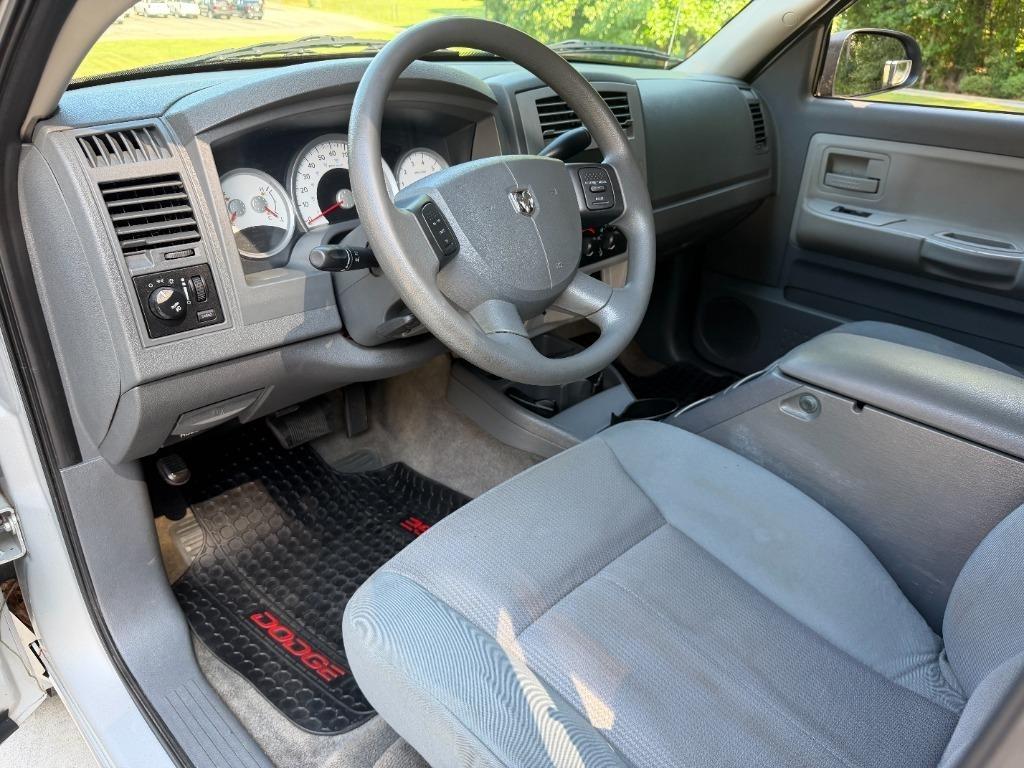 Dodge Dakota SLT Quad Cab 2WD 2005