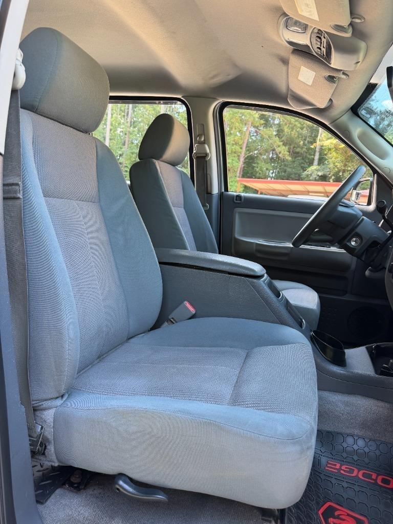 Dodge Dakota SLT Quad Cab 2WD 2005