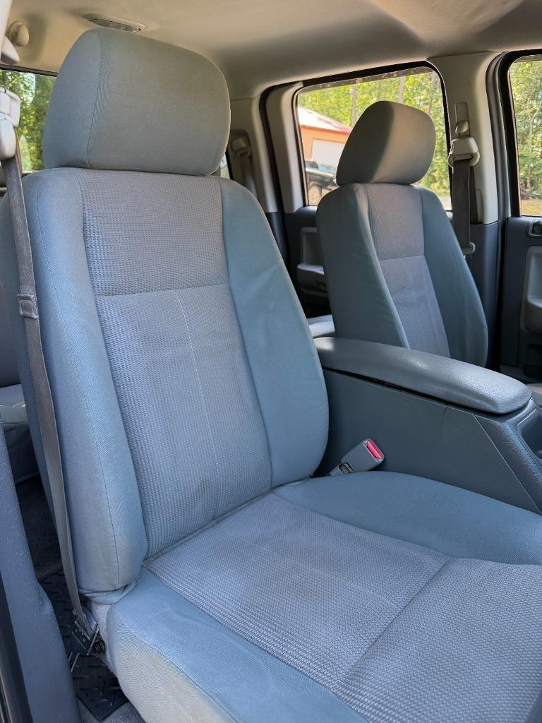 Dodge Dakota SLT Quad Cab 2WD 2005