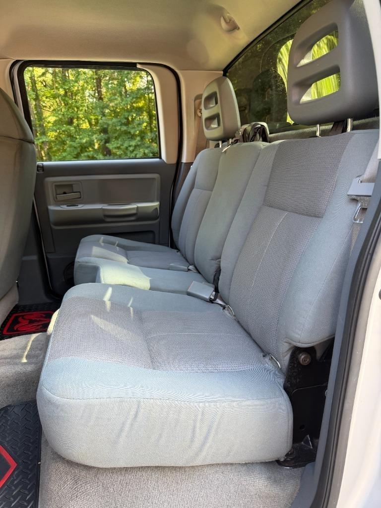 Dodge Dakota SLT Quad Cab 2WD 2005