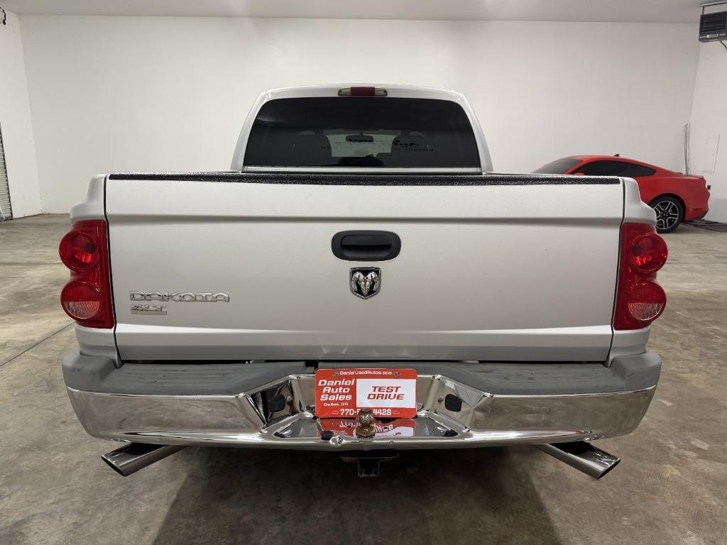 Dodge Dakota SLT Quad Cab 2WD 2005