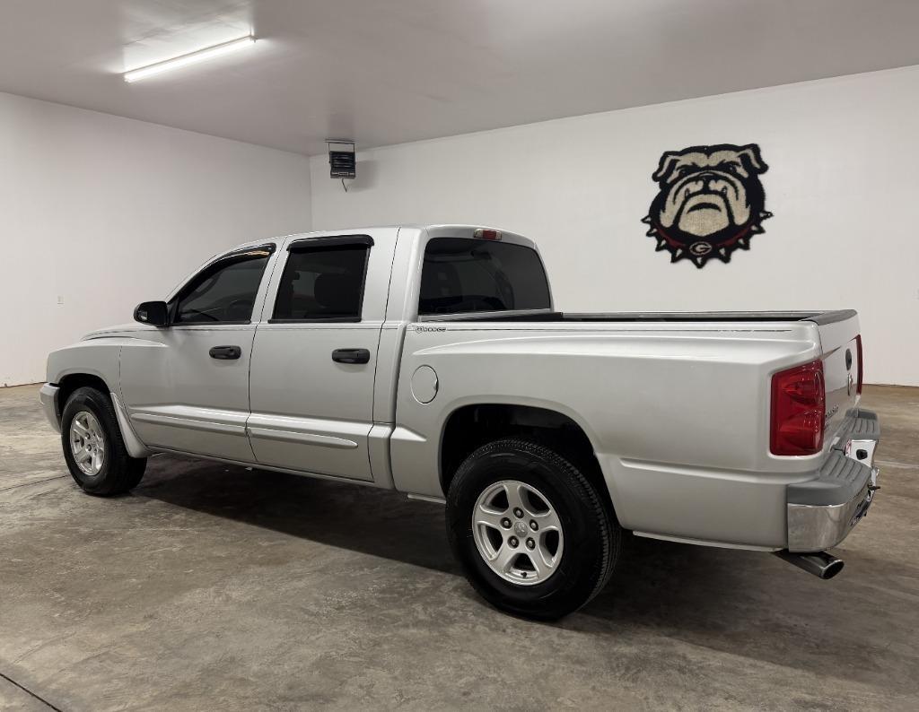 Dodge Dakota SLT Quad Cab 2WD 2005