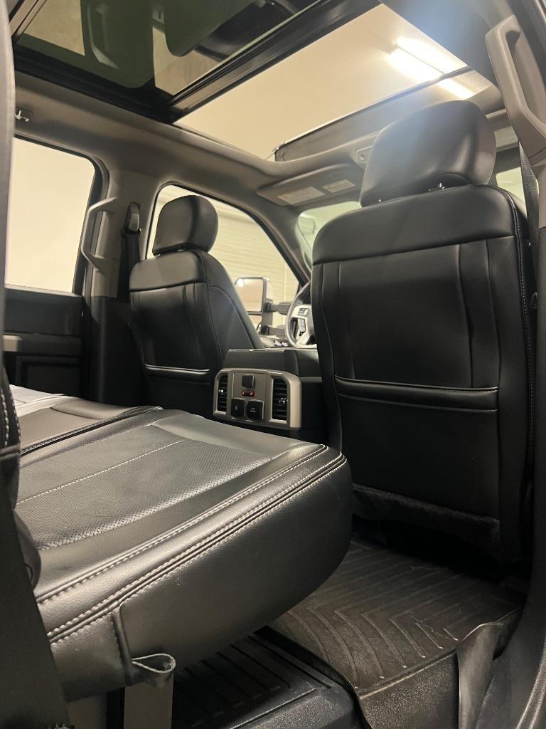Ford F-250 SD Lariat Crew Cab 4WD 2020
