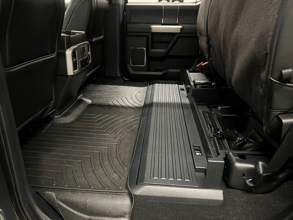 Ford F-250 SD Lariat Crew Cab 4WD 2020