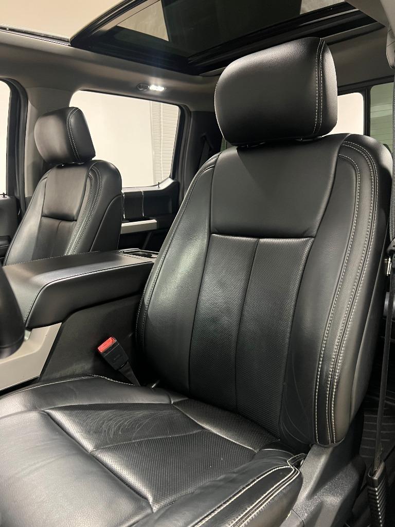 Ford F-250 SD Lariat Crew Cab 4WD 2020