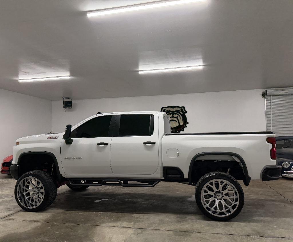 Chevrolet Silverado 2500HD Custom Crew Cab Long Box 4WD 2025