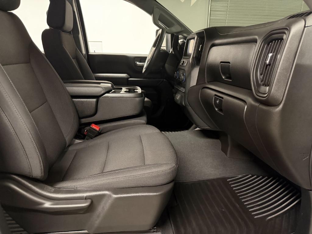 Chevrolet Silverado 2500HD Custom Crew Cab Long Box 4WD 2025