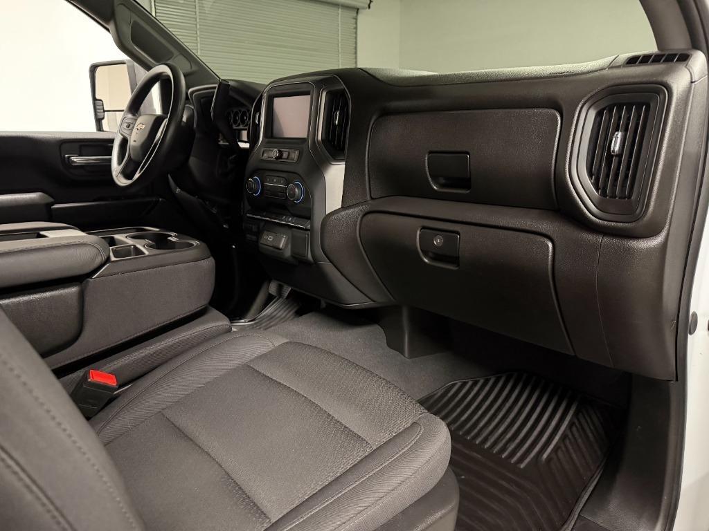 Chevrolet Silverado 2500HD Custom Crew Cab Long Box 4WD 2025