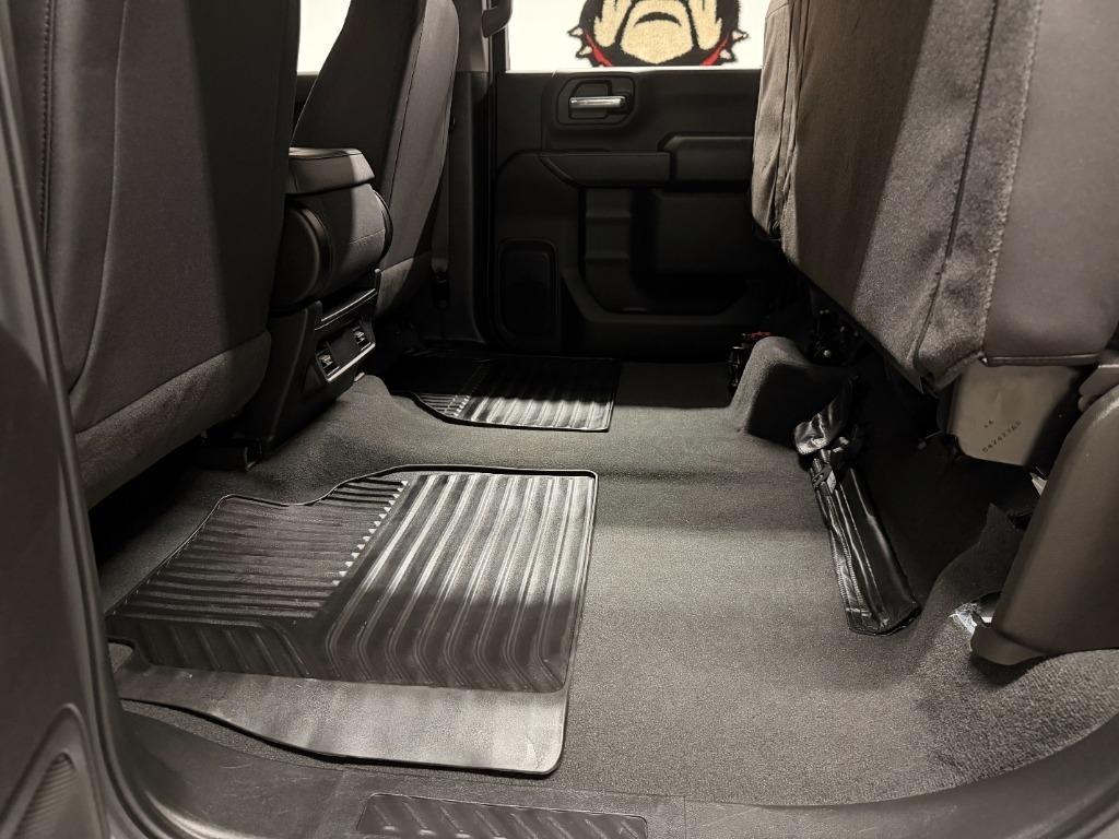 Chevrolet Silverado 2500HD Custom Crew Cab Long Box 4WD 2025