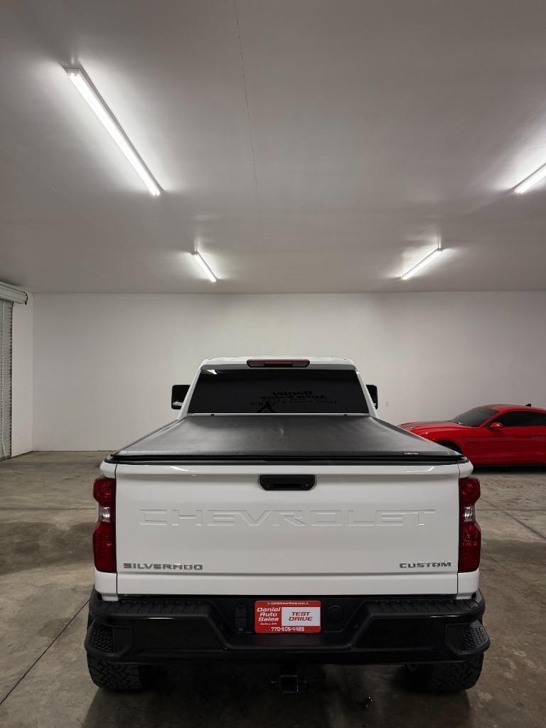 Chevrolet Silverado 2500HD Custom Crew Cab Long Box 4WD 2025