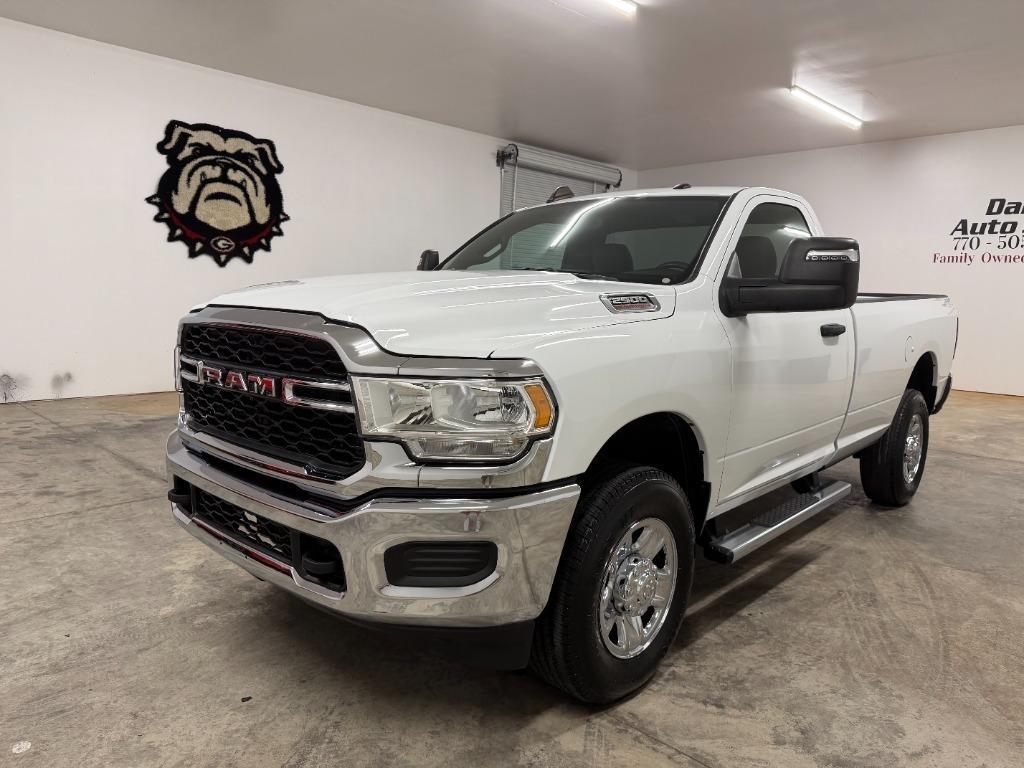 RAM 2500 ST 4WD 2024
