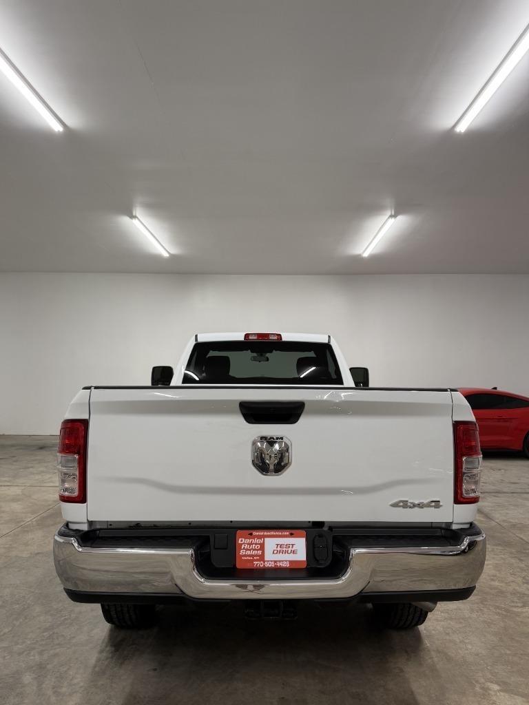 RAM 2500 ST 4WD 2024