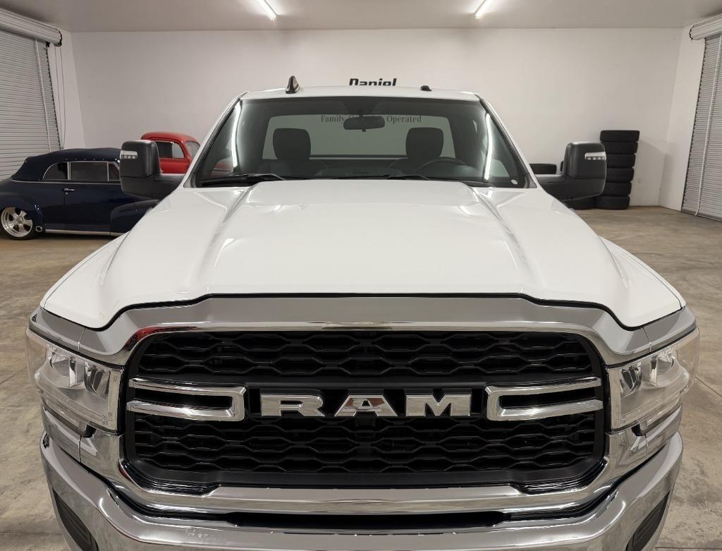 RAM 2500 ST 4WD 2024