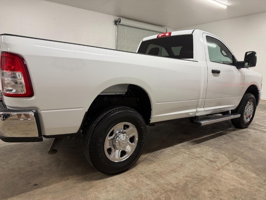RAM 2500 ST 4WD 2024