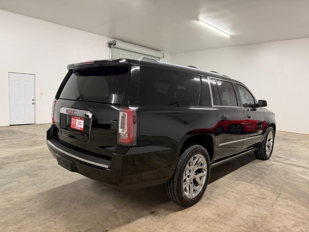 GMC Yukon XL Denali 2WD 2019