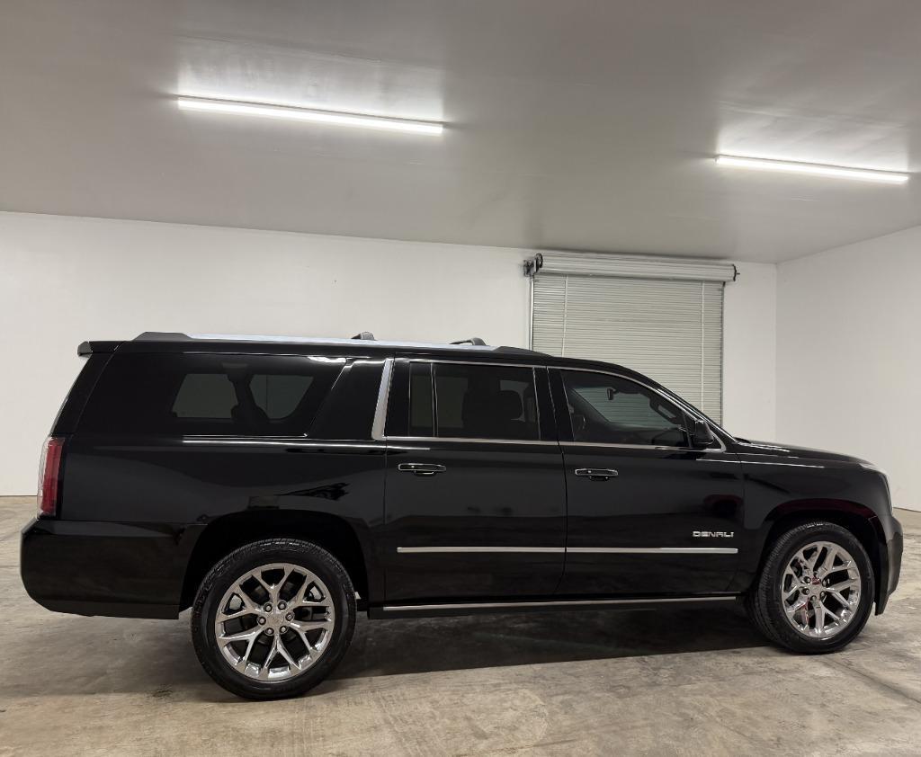 GMC Yukon XL Denali 2WD 2019