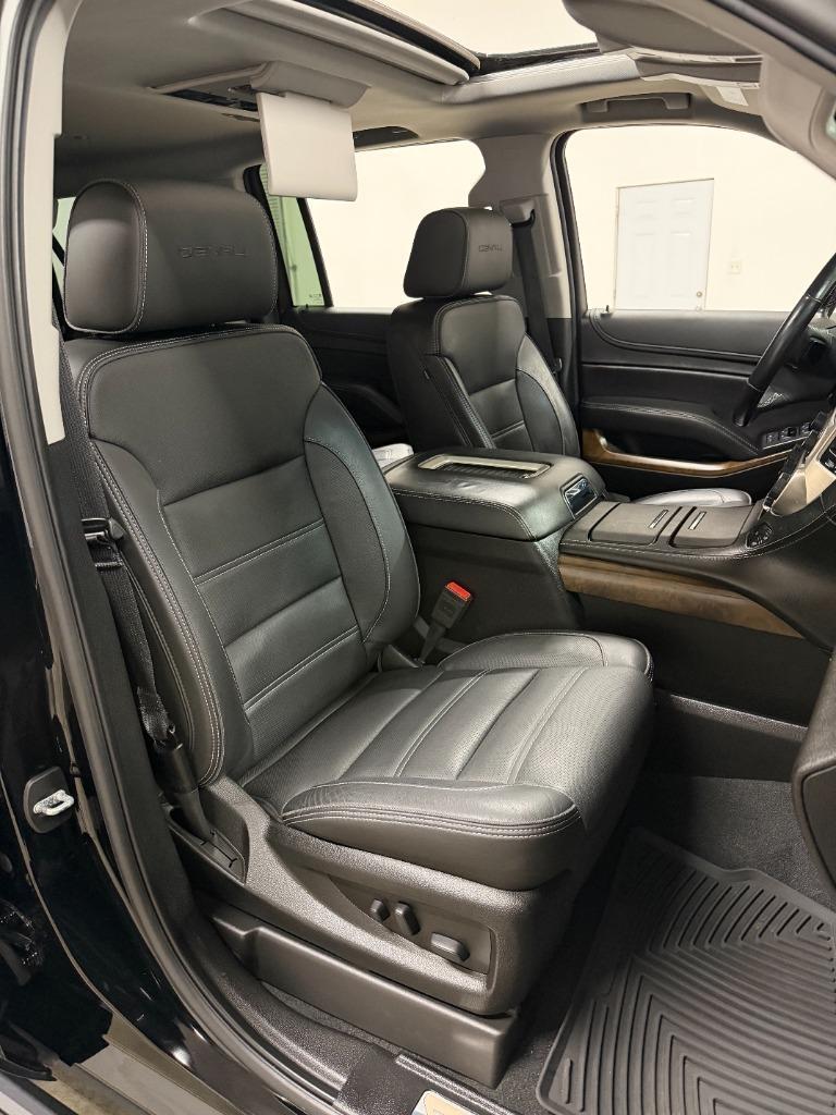 GMC Yukon XL Denali 2WD 2019