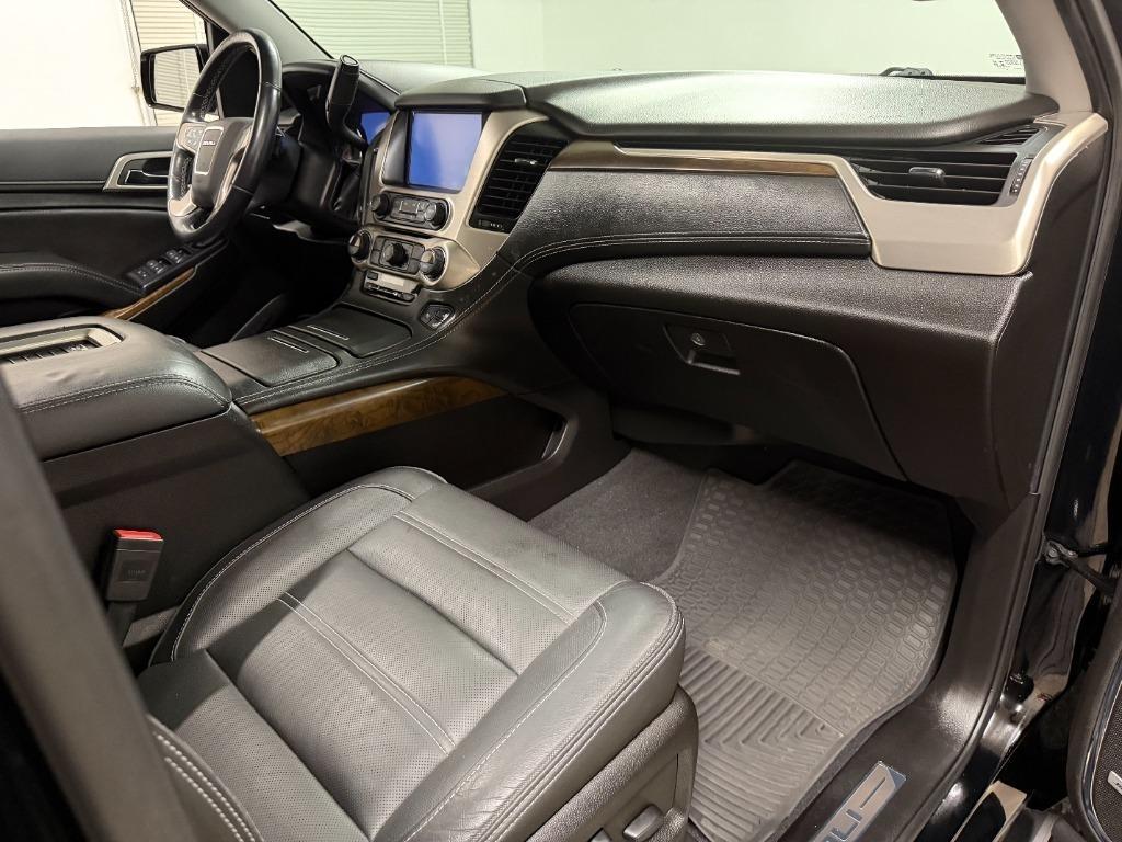 GMC Yukon XL Denali 2WD 2019