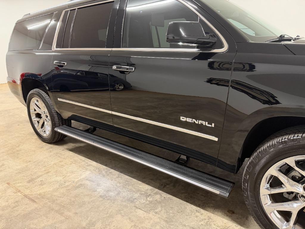GMC Yukon XL Denali 2WD 2019