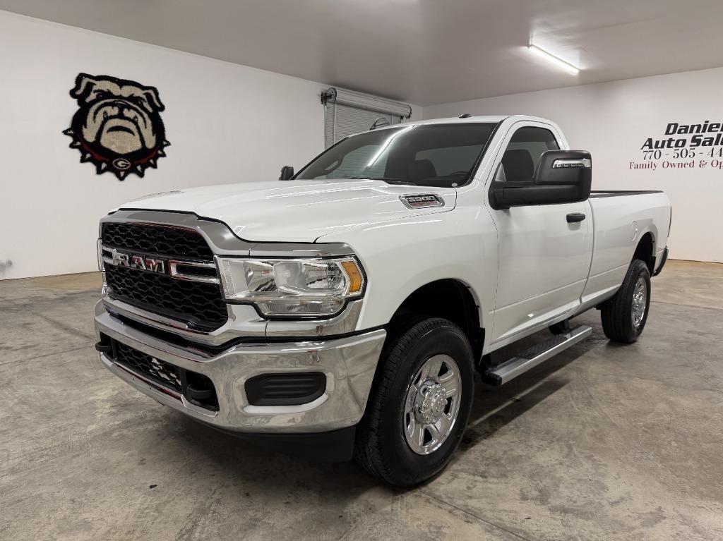 RAM 2500 ST 4WD 2024