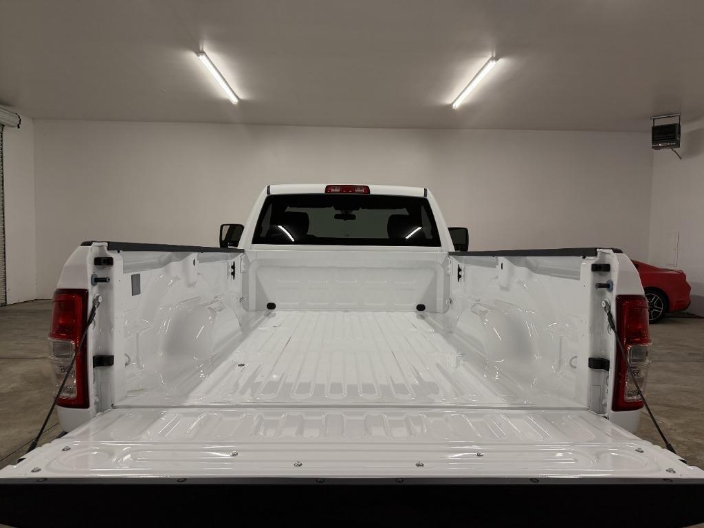 RAM 2500 ST 4WD 2024