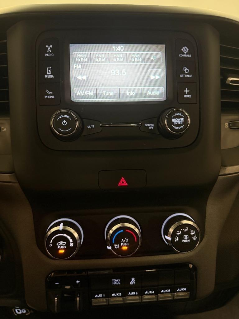 RAM 2500 ST 4WD 2024