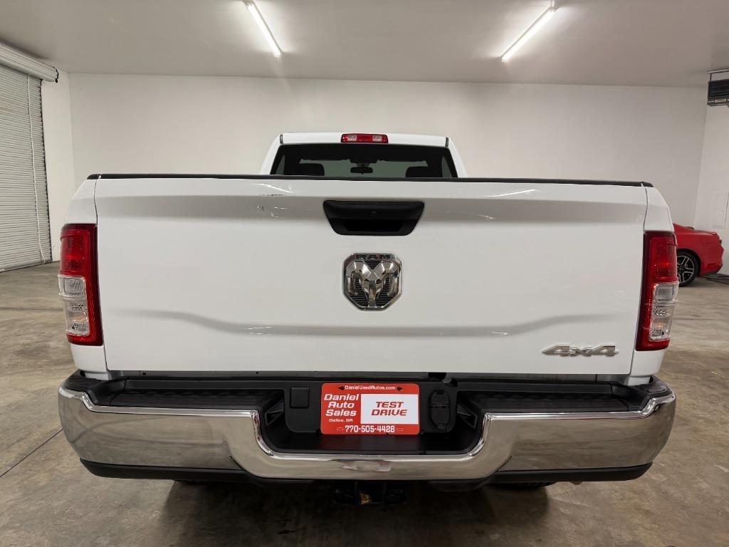 RAM 2500 ST 4WD 2024