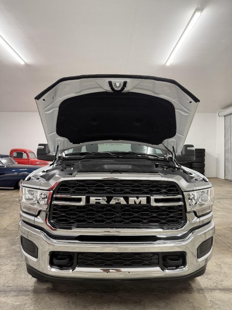 RAM 2500 ST 4WD 2024