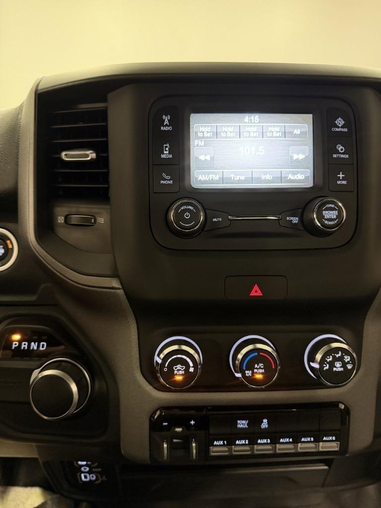 RAM 2500 ST 4WD 2024