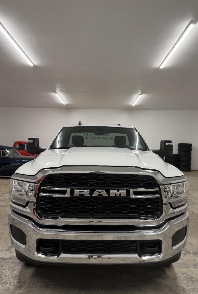 RAM 2500 ST 4WD 2024