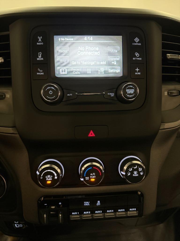 RAM 2500 ST 4WD 2024