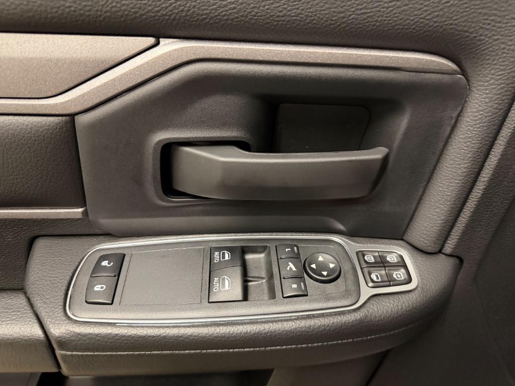 RAM 2500 ST 4WD 2024